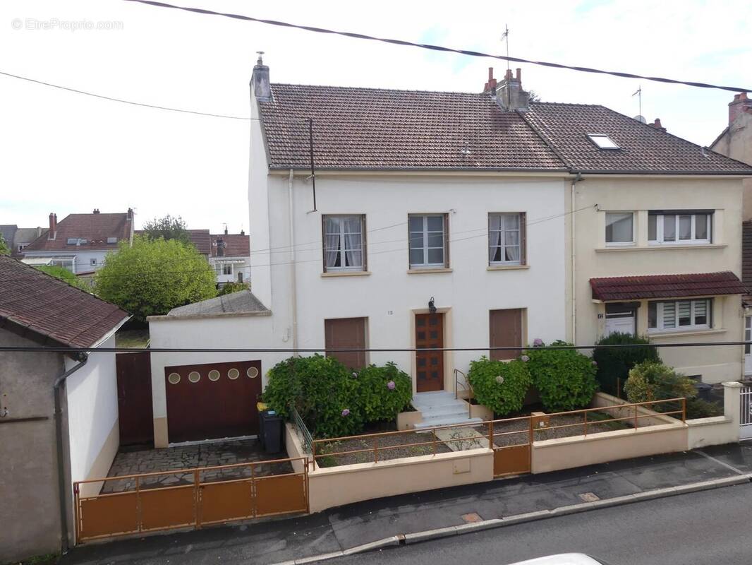 Maison à LE CREUSOT