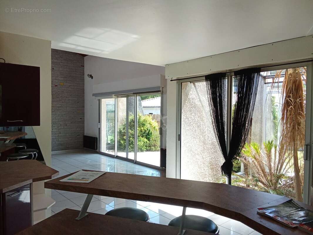 Maison à MIOS