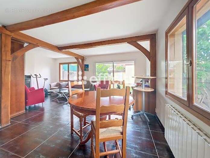 Maison à SUCY-EN-BRIE