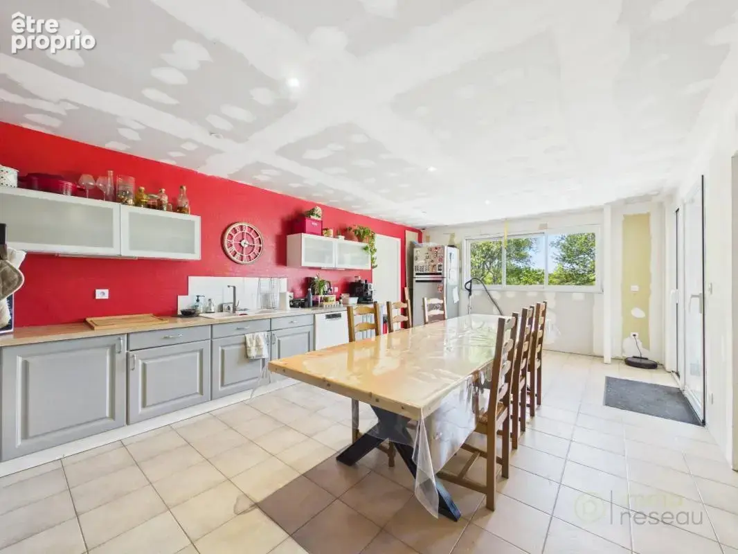 Maison 6 pièces 140 m² à vendre à Saint-Martial-De-Mirambeau (17150) - photo 7