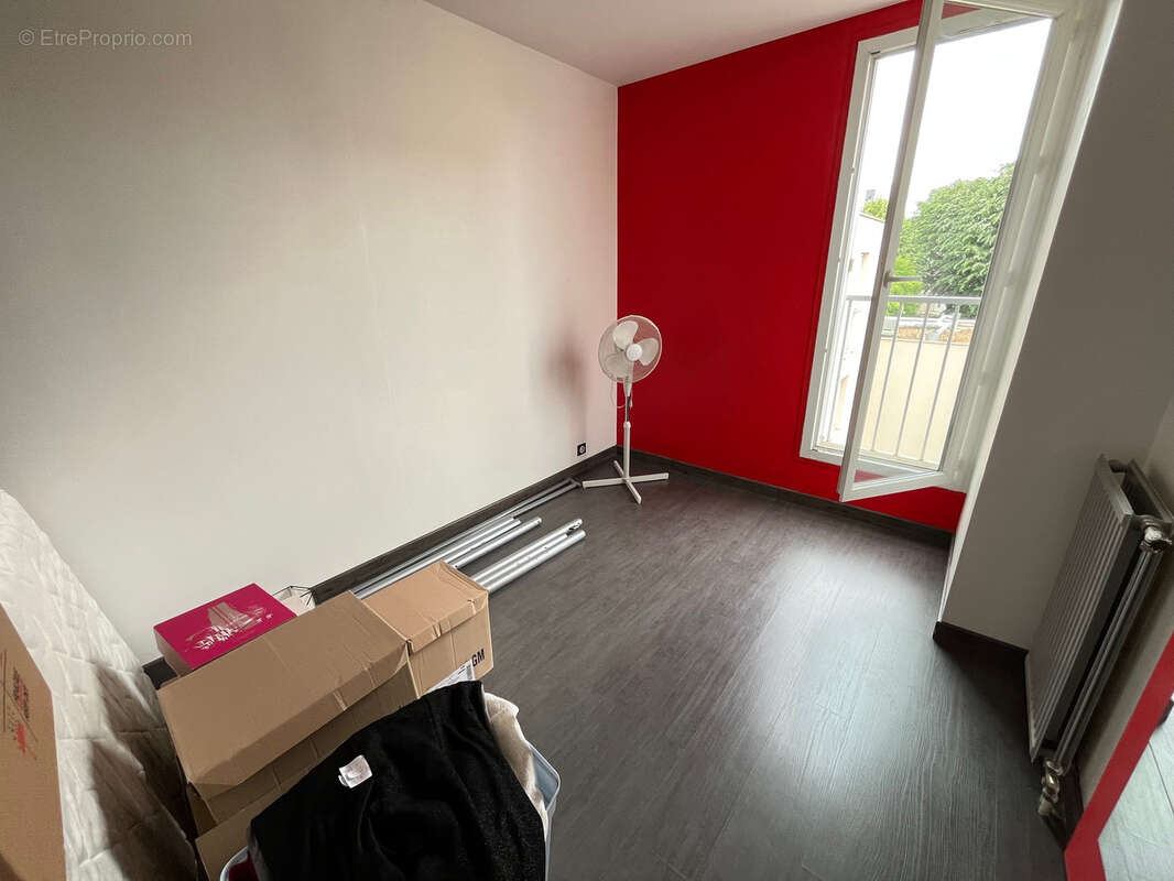 Appartement à SARTROUVILLE