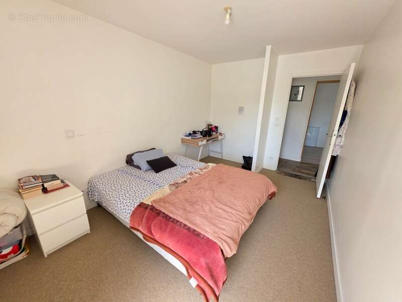Appartement à vendre 4 pièces RIS ORANGIS (91) - photo 7