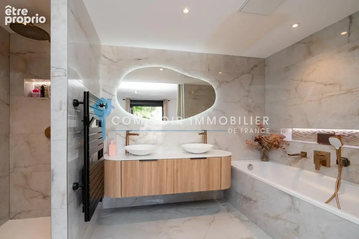 Dépt Hérault (34), à vendre PEROLS Maison P6 de 210m2 - Piscine - Parcelle de 950m2 - Studio Indépendant - photo 8
