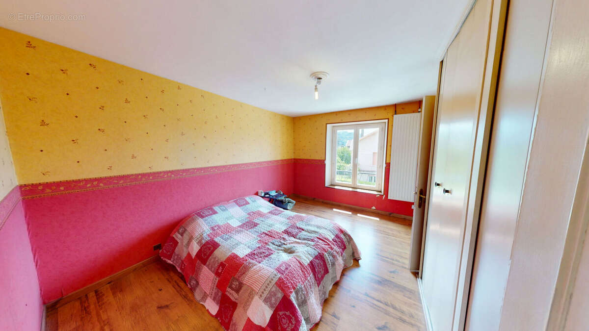 Appartement à DOMENE