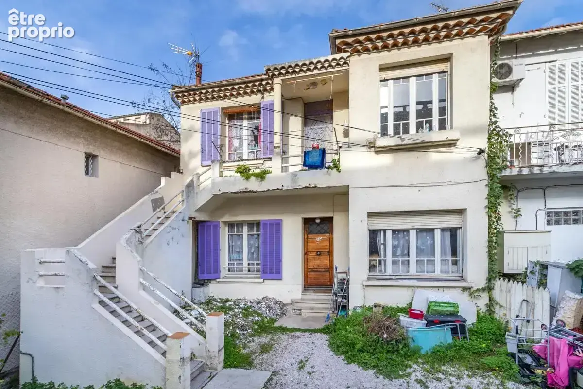 Maison 5 chambres et 2 appartements à Toulon Est - photo 1