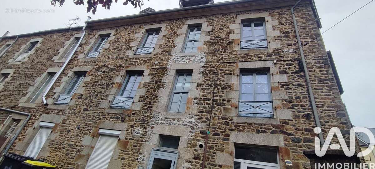 Photo 2 - Appartement à FOUGERES