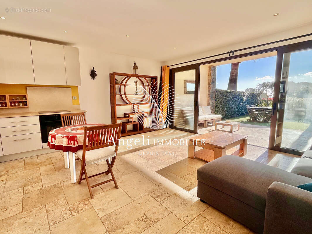 Appartement à LES ISSAMBRES