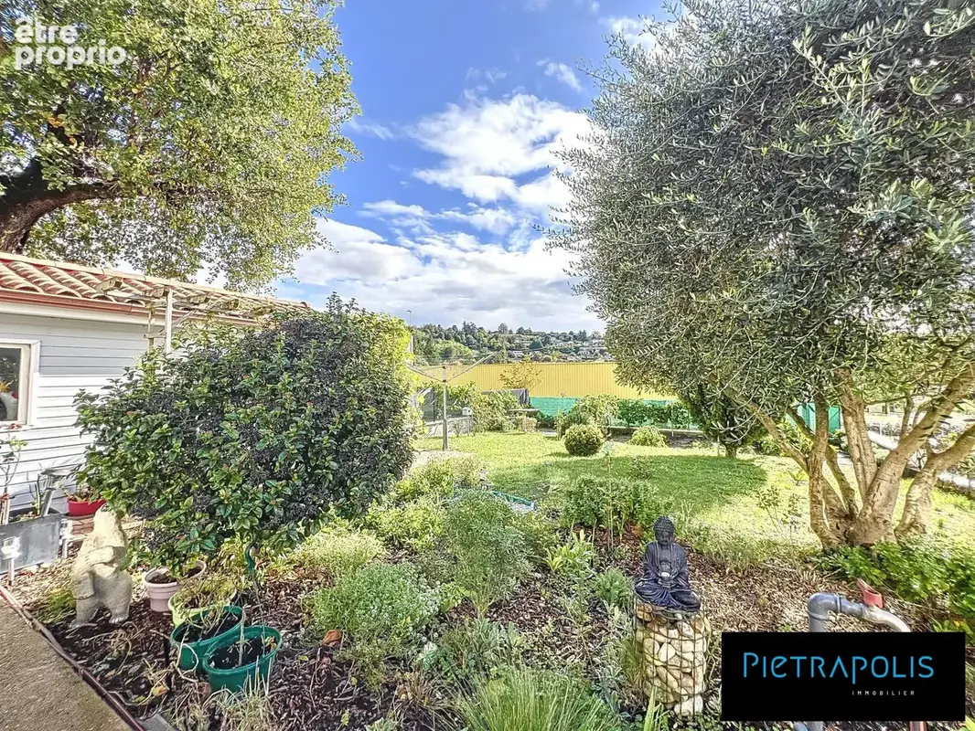 Maison 5 pièces 160 m² à vendre à Neuville-Sur-Saone (69250) - photo 4