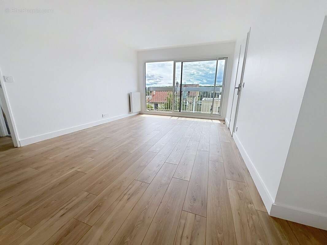 Appartement à GARCHES