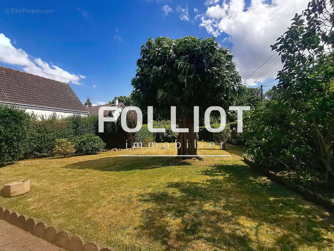 Maison à JULLOUVILLE