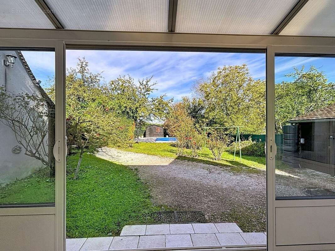 Maison à SAINT-SULPICE-DE-POMMERAY