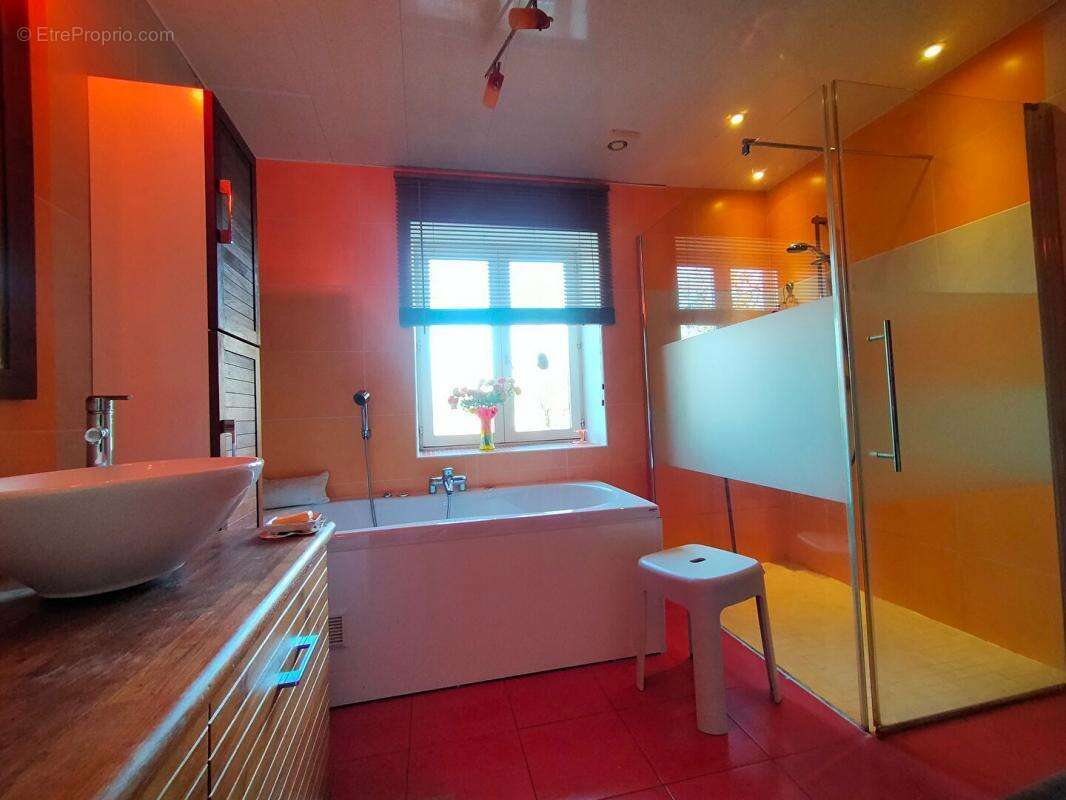 Maison à LE BREIL-SUR-MERIZE