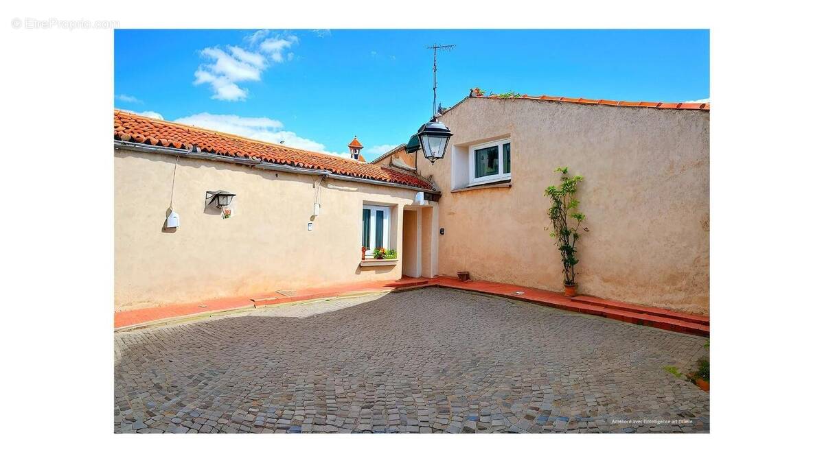 Photo 1 - Maison à LA REDORTE