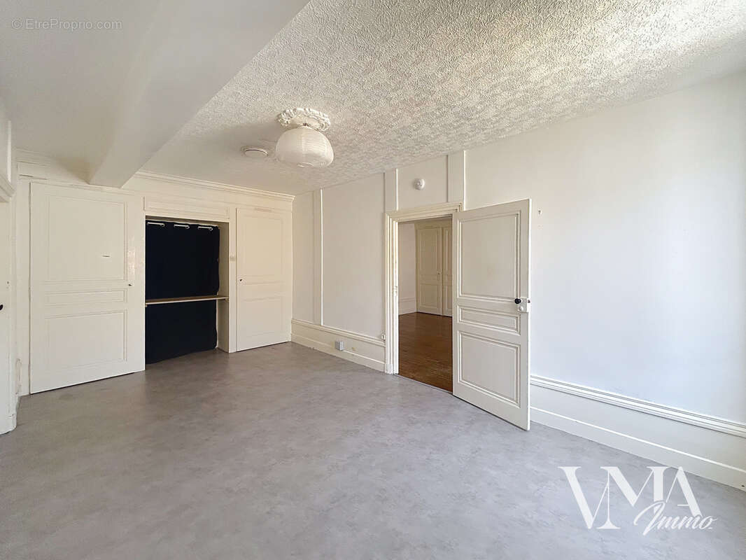 Appartement à CHESSY