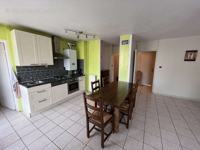 Appartement à FONTAINE