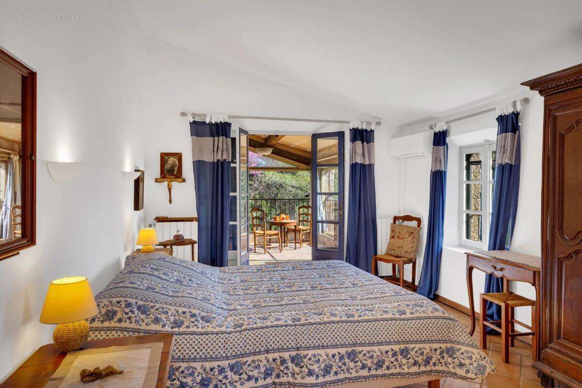 Maison à DRAGUIGNAN