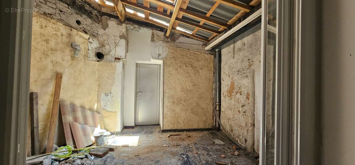 Local/bureau à vendre VILLENEUVE-LES-MAGUELONE (34) - photo 9