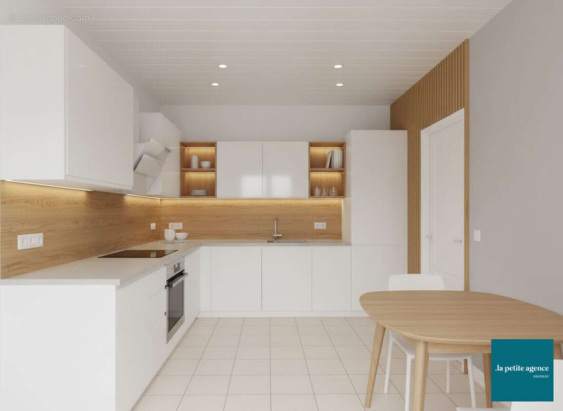 Maison à EQUEURDREVILLE-HAINNEVILLE