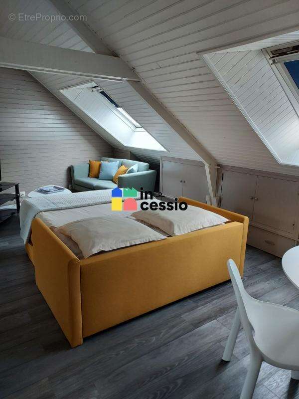 immeuble mixte occupé commerces et logements à vendre - photo 2