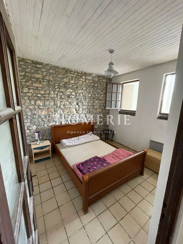 Charmante longere en pierres renovee - photo 16
