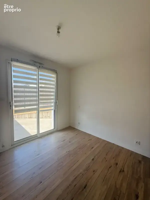 Vitre - maison - vendu - photo 3