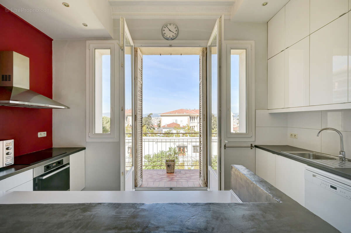 Appartement à MARSEILLE-8E