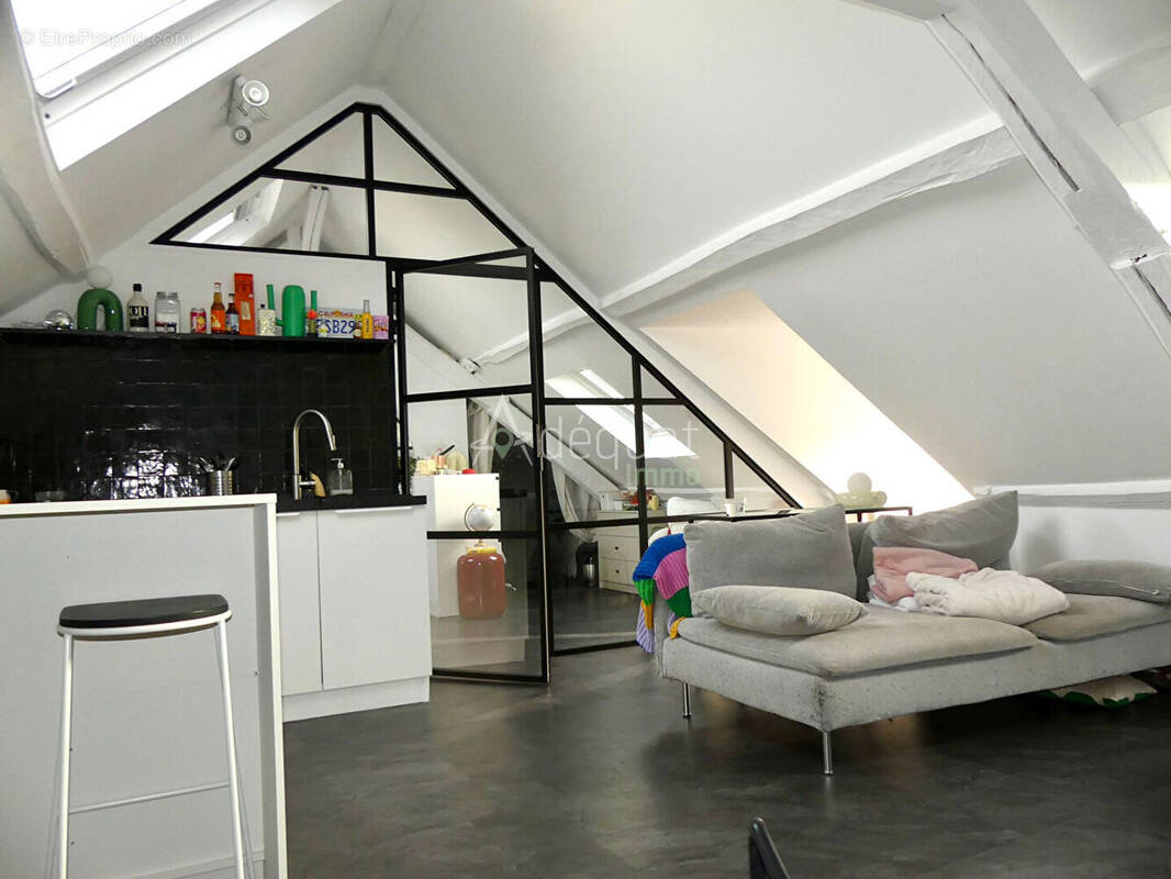 Appartement à PRESLES