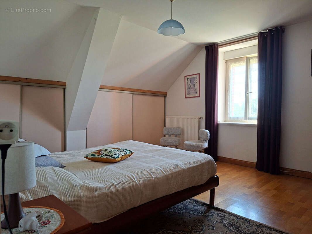 Maison Bais 6 pièce(s) 196 m2 - 4884m² de terrain - 5 chambres - photo 14