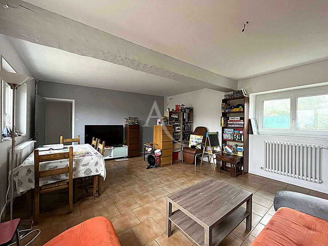 Maison à CELLETTES