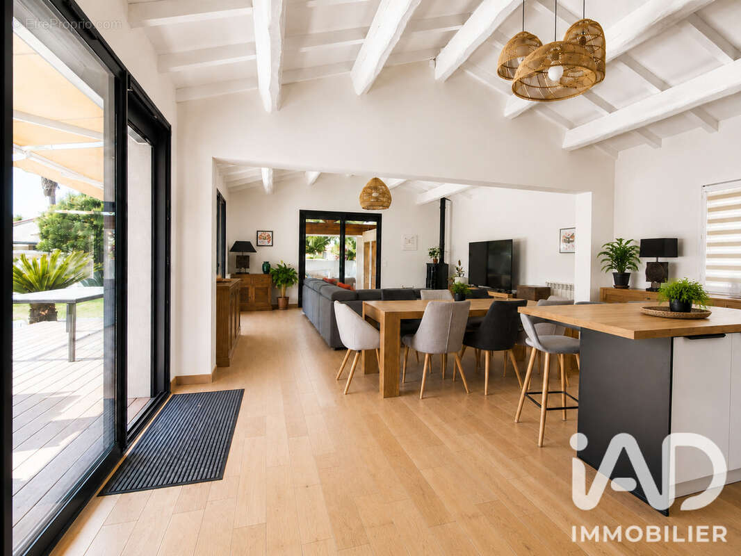 Maison 147 m² à Toulouges  - photo 4
