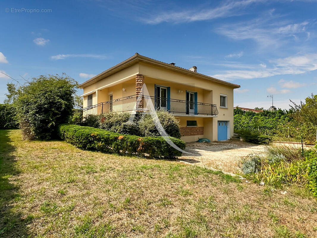Maison à CONDEZAYGUES