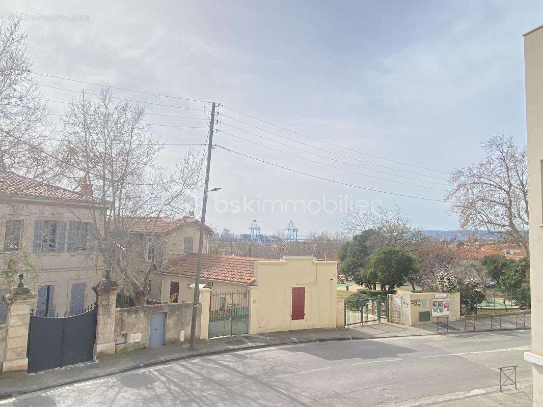 Appartement à MARSEILLE-16E