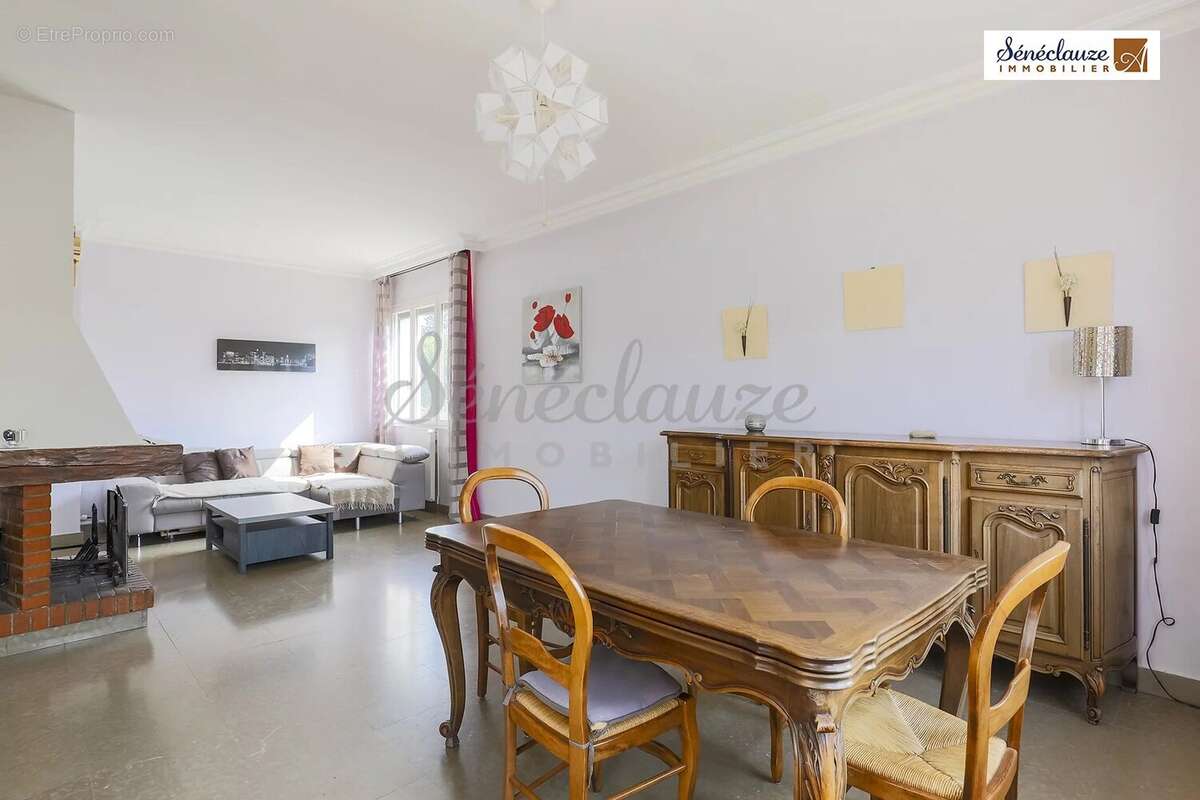 MAISON CHAPONOST 96 m² + Rez-de-chaussée de 45 m² aménageable - photo 2