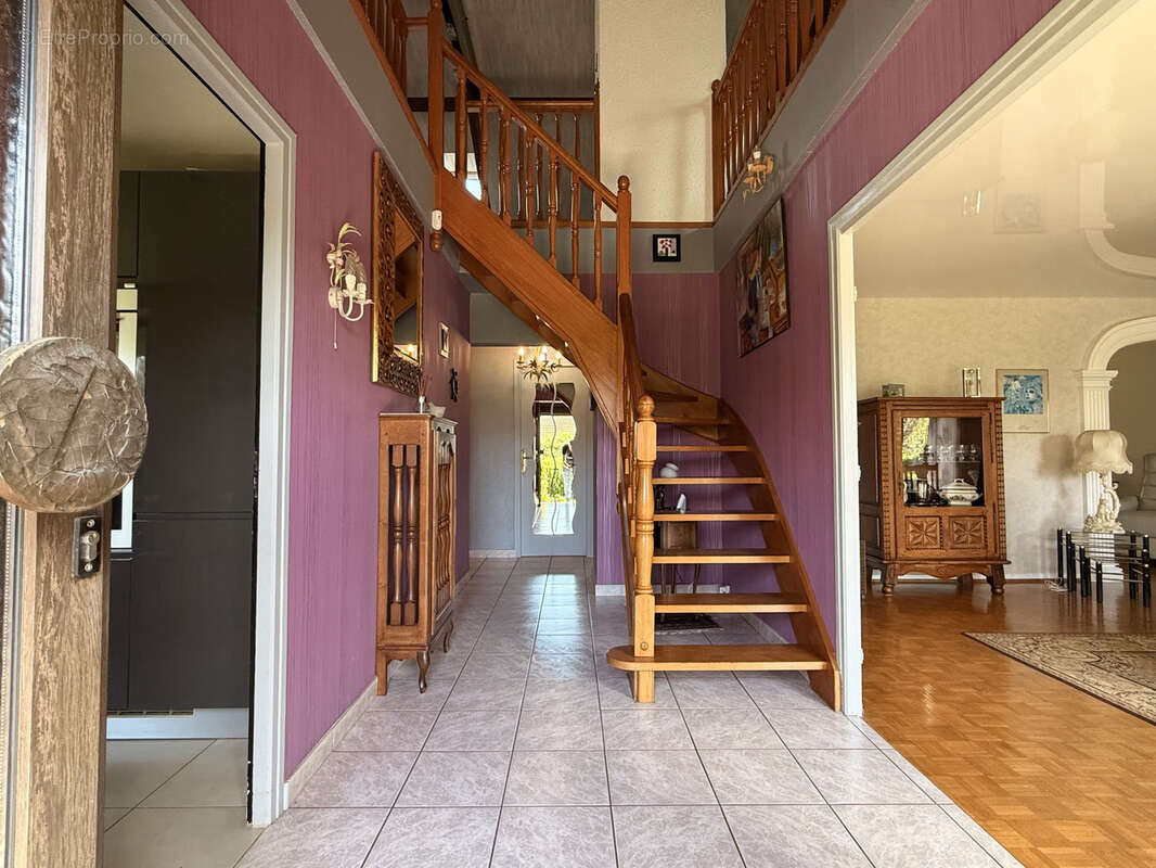 Maison à LESSY