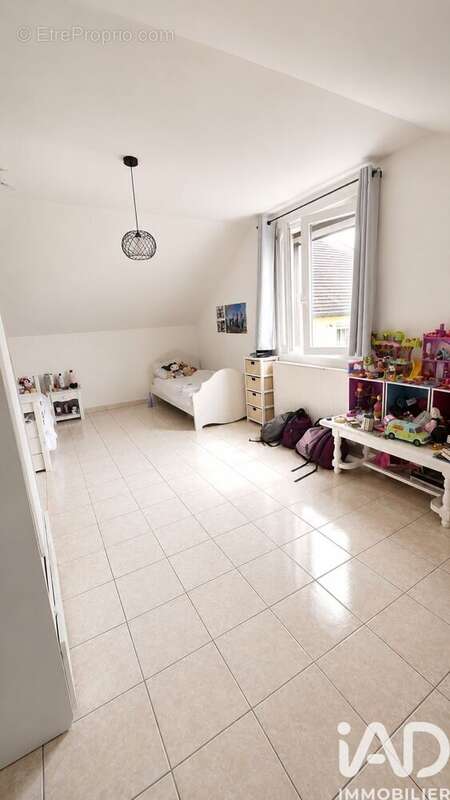 Maison 180 m² à Romilly-Sur-Seine  - photo 8