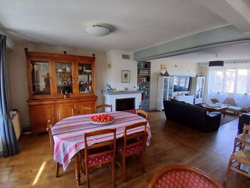 Maison à LAVAL