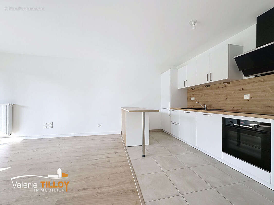 Appartement à SAINT-ERBLON