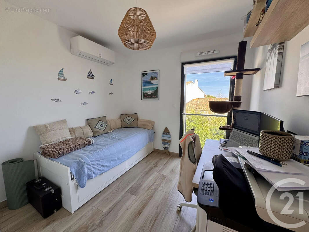 Appartement à BORMES-LES-MIMOSAS