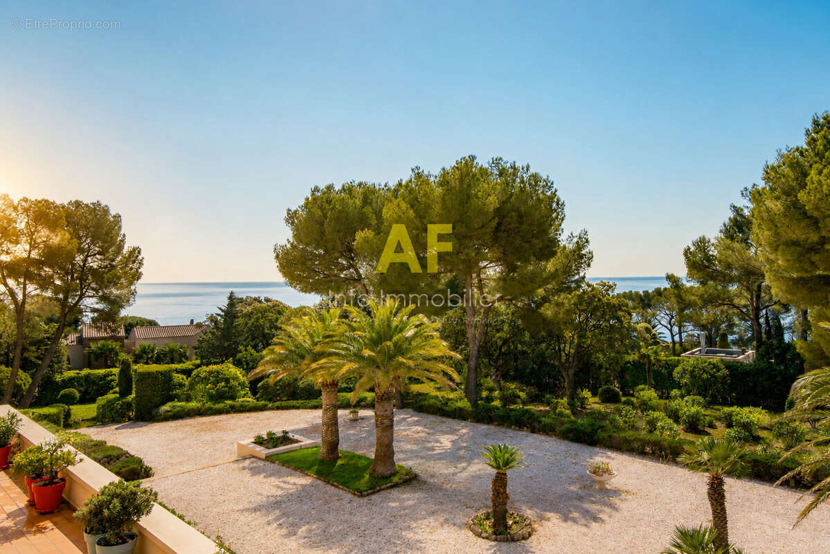 Appartement à SAINT-RAPHAEL
