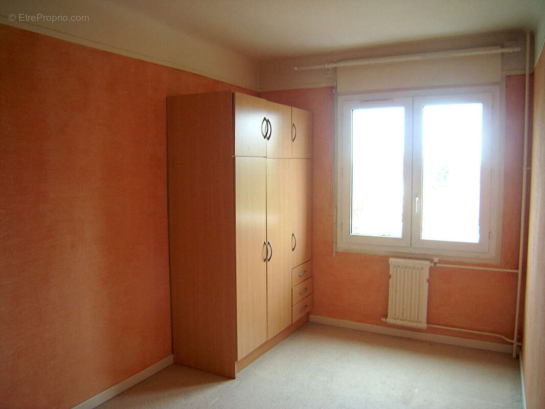 Appartement à SARTROUVILLE