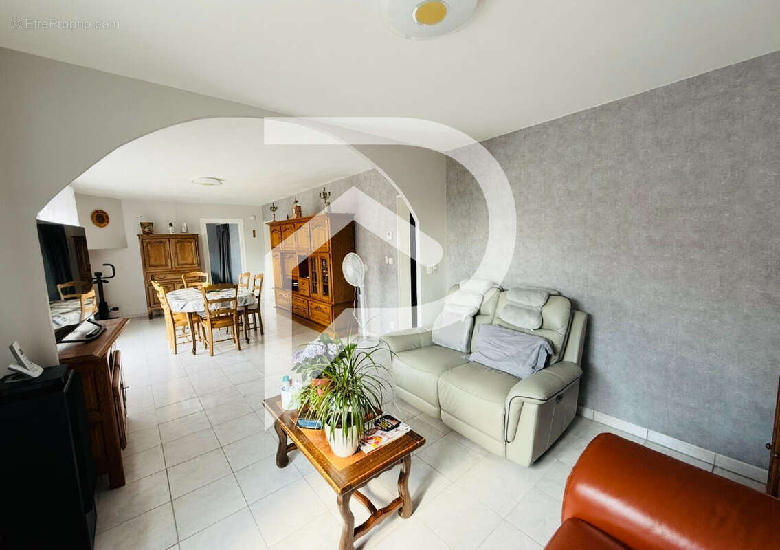 Maison à ARTHEZ-DE-BEARN