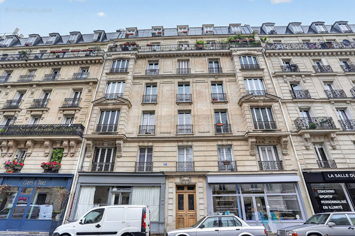 Appartement à PARIS-11E