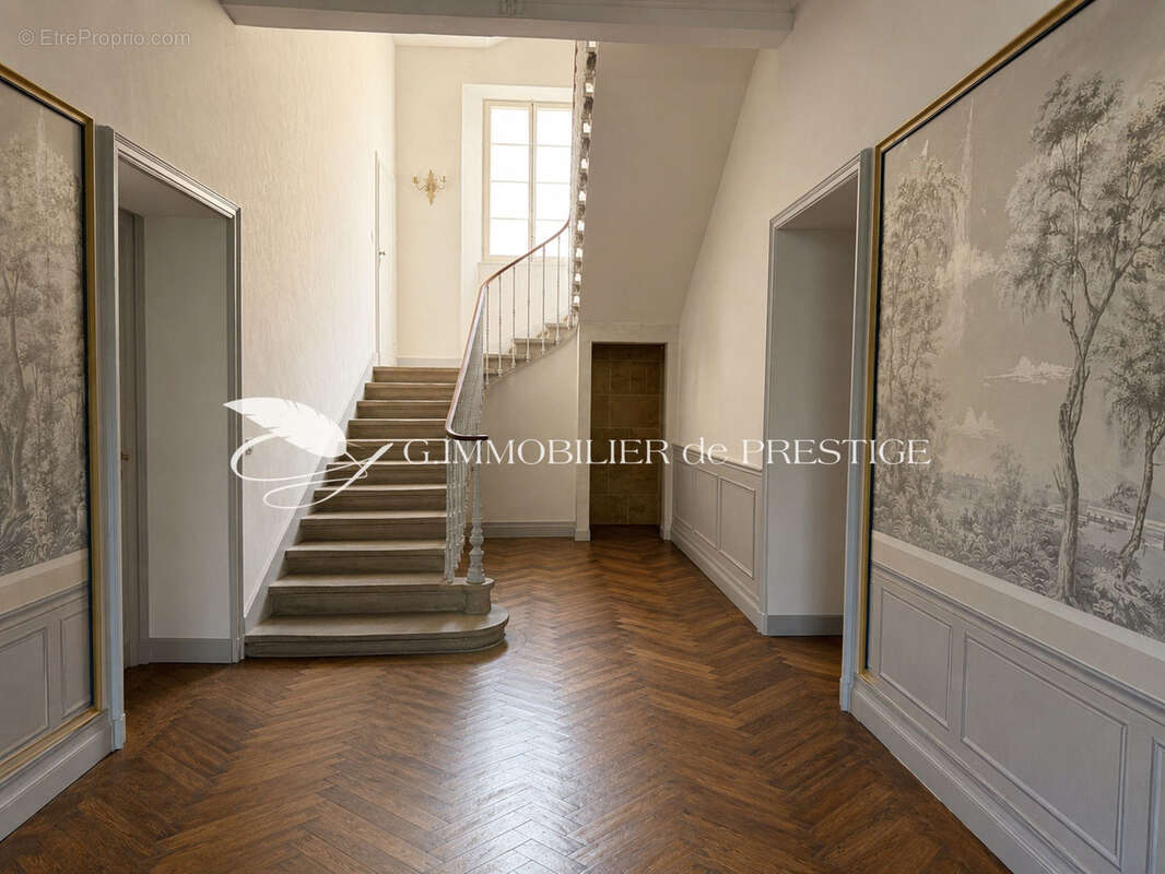 En exclusivité un hôtel particulier d'exception au cœur du patrimoine de Carpentras - photo 2