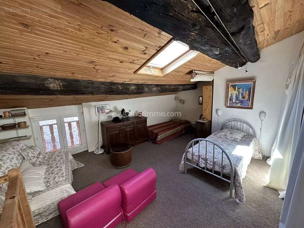 Appartement à SAINT-ANDRE-LES-ALPES
