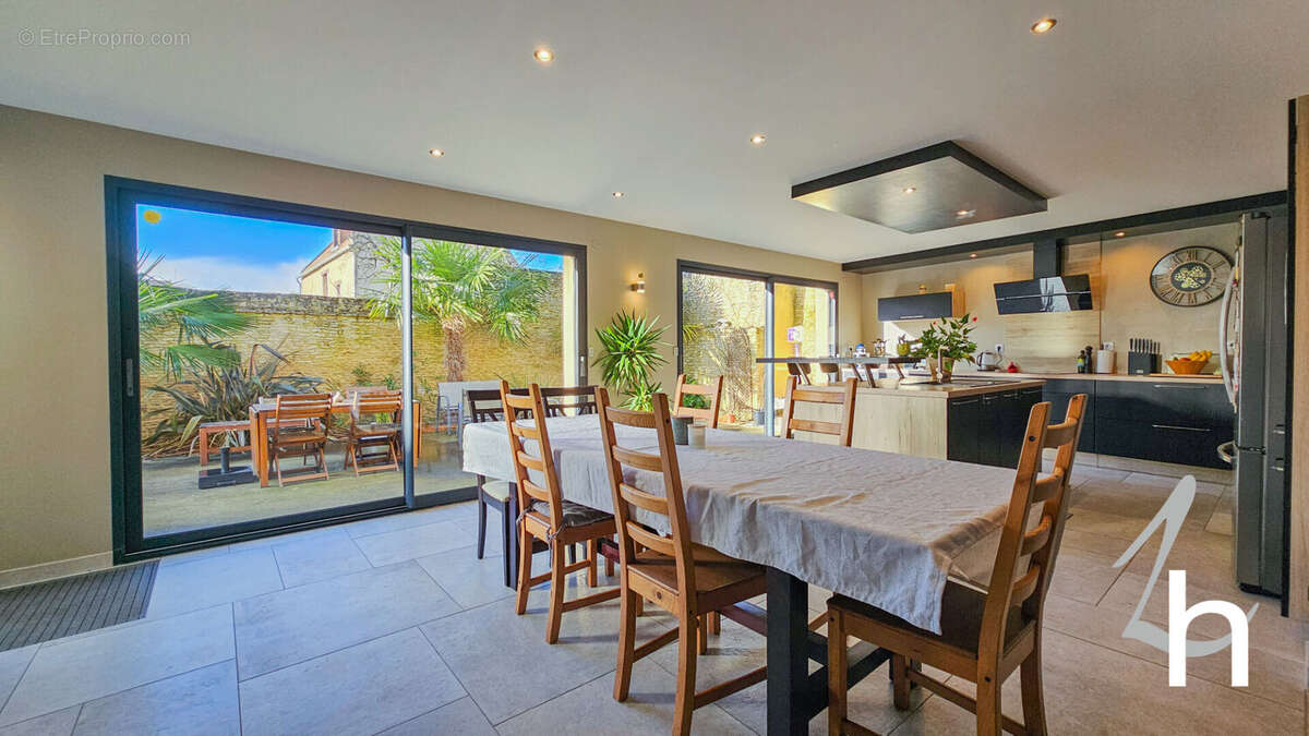 Maison à FRENOUVILLE