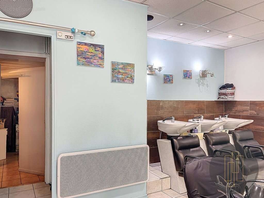 Commerce à VILLEFRANCHE-SUR-SAONE