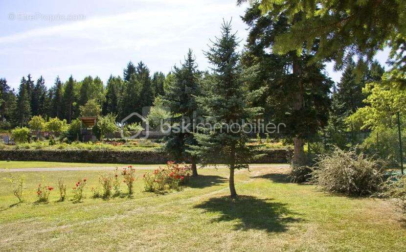 Maison à SAINT-FLOUR