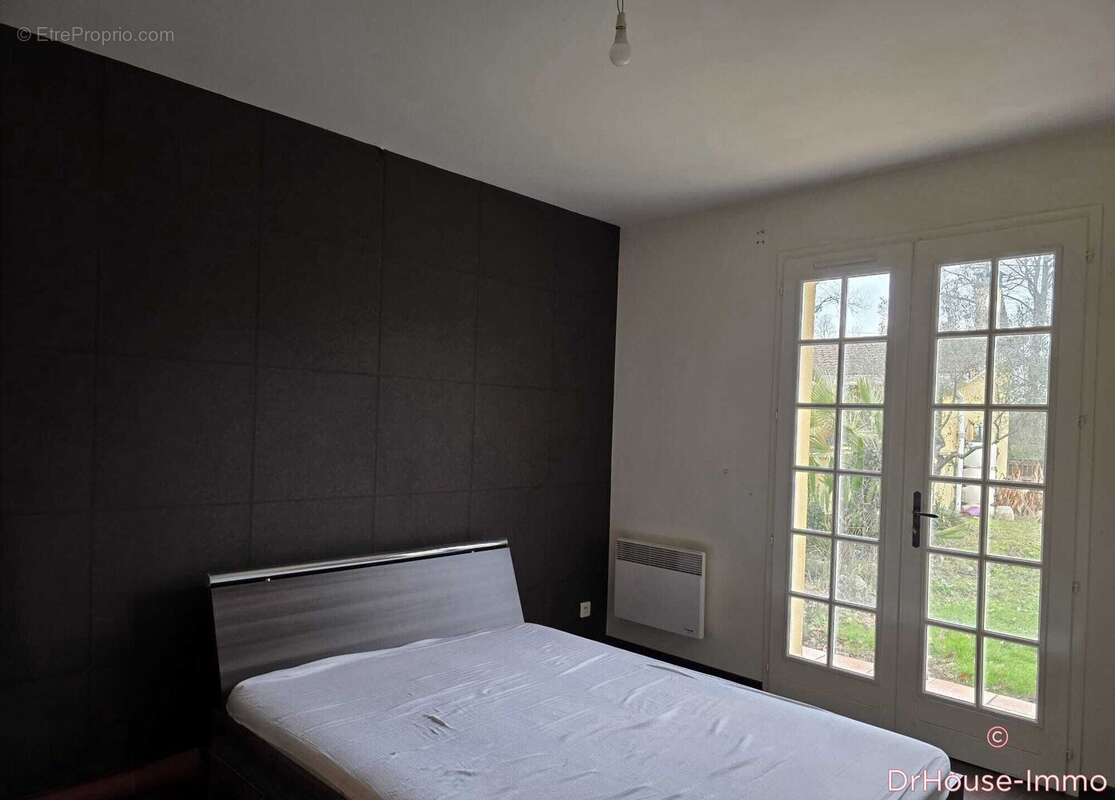 Maison à ROAILLAN