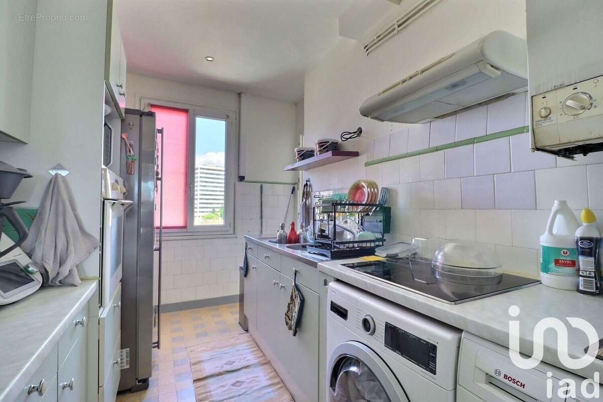 Photo 3 - Appartement à MARSEILLE-5E