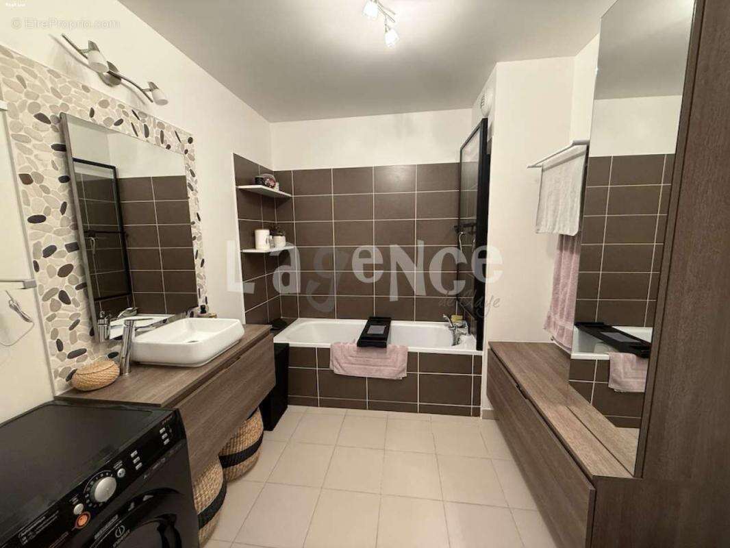 Appartement à CLAYE-SOUILLY